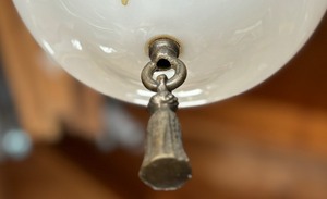 lot 315 image: Lovely Vintage Light Fixture