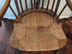 lot 172 image: Windsor Armchair with Rush Seat