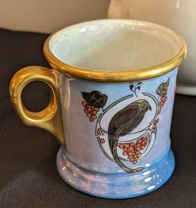 lot 210 image: Assorted Vintage Ceramic and Porcelain Dishes