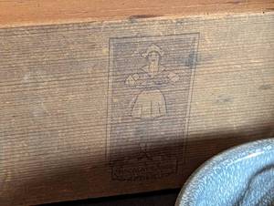 lot 338 image: Assorted Vintage Goodies