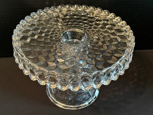 lot 21 image: Vintage Fostoria Glass Pedestal Cake Plate