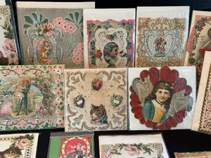lot 15 image: Variety of Vintage Valentines and More