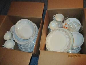 Misc Camelot Carrousel China with o...