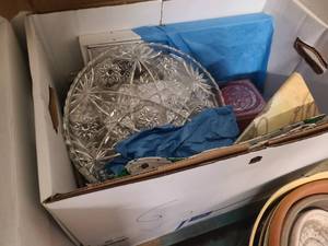 Vintage glassware and decor items