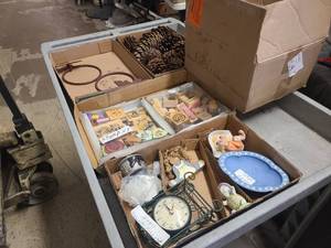 Large lot of various household items some vintage and some new