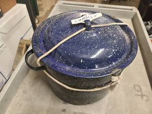Extra large canning pot