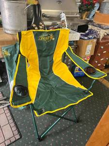 lot 6 image: New NDSU Bison Big Boy Chair