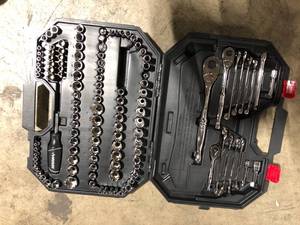 Husky Mechanics Tool Set (149-Piece)  Customer Returns See Pictures