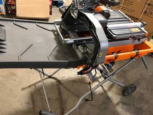 RIDGID 15 Amp 10 in. Wet Tile Saw with Portable Stand Customer Returns See Pictures