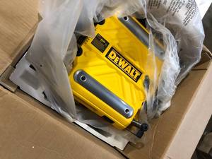 DEWALT 15 Amp Corded 13 in. Planer Customer Returns See Pictures