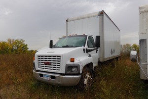 2003 GMC Box Truck