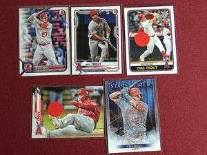 lot 75 image: (5) Mike Trout Cards