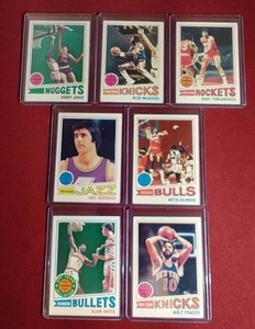 lot 125 image: (7) 1977-78 Topps White Backs Basketball Cards - ALL HOFers