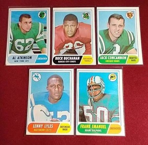 lot 127 image: (5) 1968 Topps Football Cards