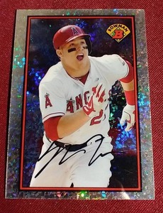 lot 151 image: 2014 Bowman Diamond Refractor Mike Trout Card