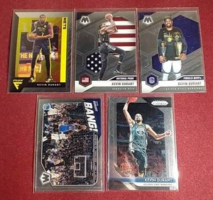 lot 152 image: (5) Kevin Durant Cards