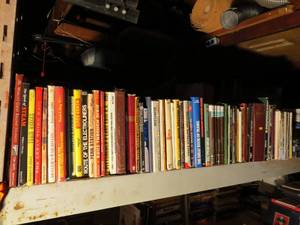 lot 9 image: Mixed Lot of Railway Books