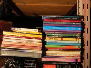 lot 12 image: Mixed Lot of Glassware Books