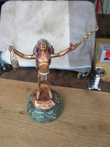lot 72 image: Legends Collector Society Wakan Tanka Give Us Peace Statue