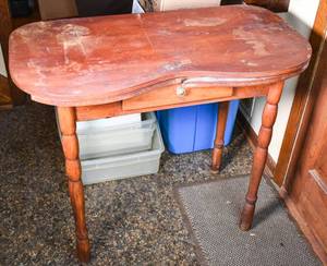 lot 27 image: Long Wooden Side Table