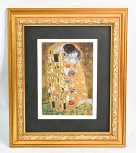 lot 120 image: Framed Print of Gustav Klimts The Kiss with Painted Metallic Embellishments