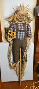 lot 132 image: Straw and Burlap Scarecrow