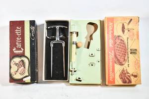 lot 242 image: Carvette and KitchenAid Meat Thermometer