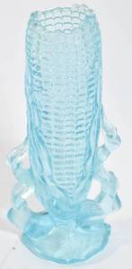 lot 3 image: Vintage Early American L.G. Wright Blue Glass Corn Cob Vase