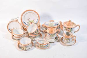 lot 264 image: Vintage Japanese Lusterware Childrens Tea Set