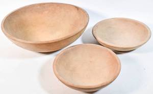 lot 24 image: 3 Vintage Munising Turned Wood Bowls