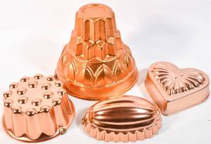 lot 177 image: 4 Copper Toned Tin Baking Molds
