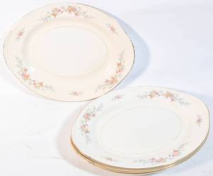 lot 169 image: 4 Homer Laughlin Eggshell Nautilus Ceramic Platters