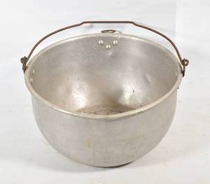 lot 362 image: Large Handled Metal Stockpot