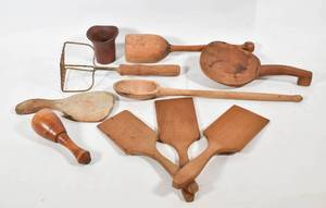 lot 352 image: 10 Antique Wooden Primitive Kitchenware