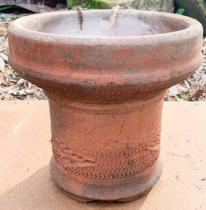 lot 612 image: Textured Ceramic Planter with Flared Rim