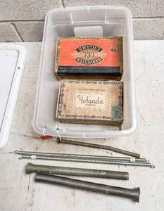 lot 694 image: Assortment of Springs
