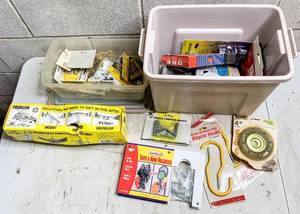 lot 698 image: Miscellaneous Household Hardwares