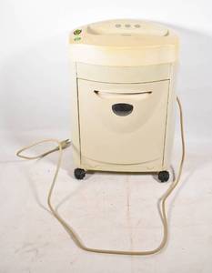 lot 429 image: Paper Shredder