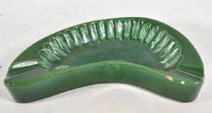 lot 476 image: Vintage MCM Green Ceramic Ashtray