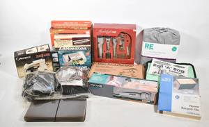 lot 453 image: Miscellaneous Household Gadgets and Items