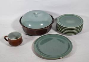 lot 460 image: Set of 9 Brown and Teal Ceramic Dishes
