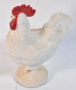 lot 158 image: Milk Glass Rooster Lidded Dish