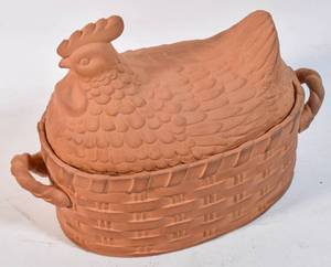 lot 160 image: Sigma Terracotta Rooster Casserole Dish