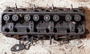lot 571 image: Fuel InjectionCylinder Head Pair, Likely Reads 862