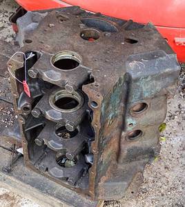 lot 582 image: V6 Engine Block - Illegible Marks