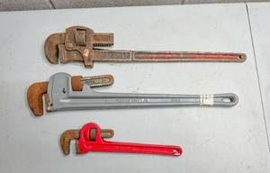 lot 641 image: Pipe Wrenches