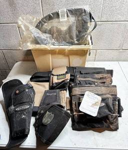 lot 650 image: Tool BeltsHarnesses, Sierra 17 Pocket 4 Piece Combo Apron