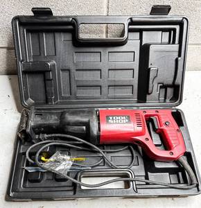 lot 661 image: Tool Shop Reciprocating Saw
