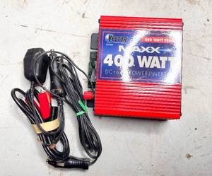 lot 748 image: Vector Maxx VEC024 DC to AC Power Inverter