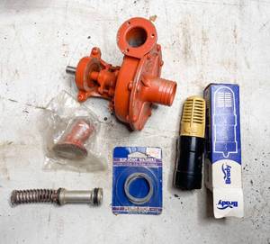 lot 764 image: Labawco Bellemeade 126 Water Pump